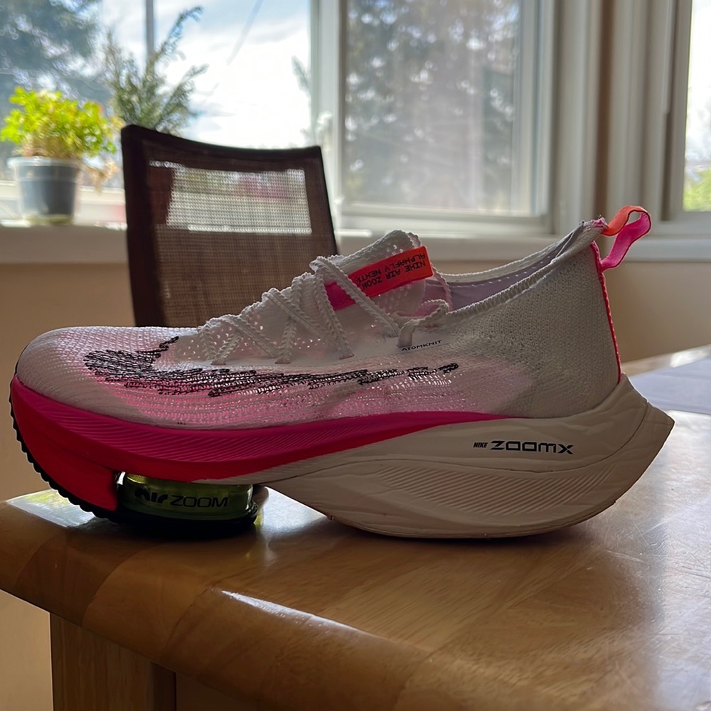 Nike Alphaflys Women’s Size 6.5